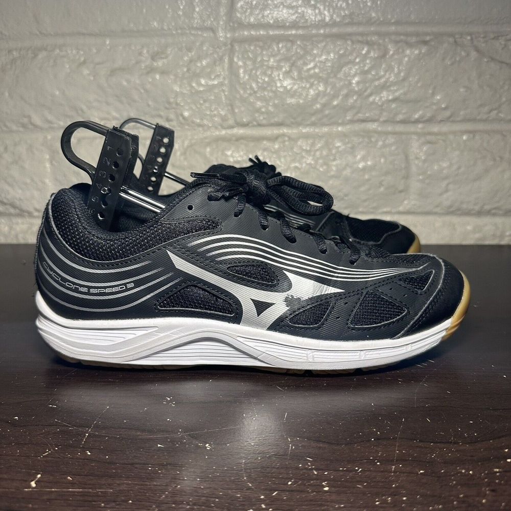 Mizuno Cyclone Speed 3 Volleyball Shoes Black White Gum Bottoms Shoe Womens Sz 9